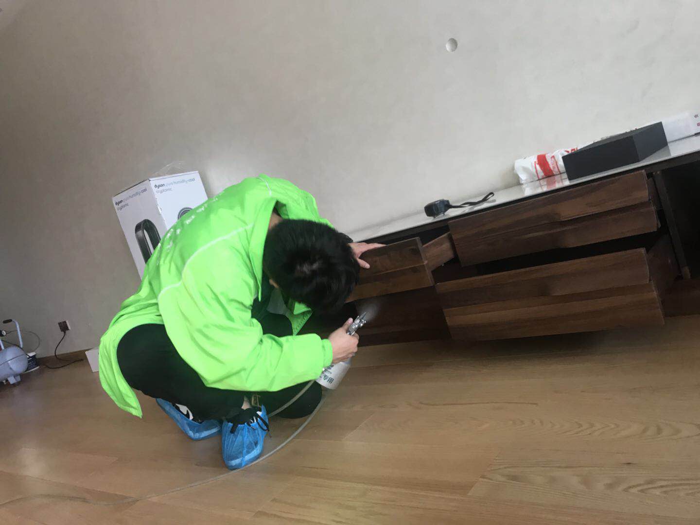 甲醛治理龍華新區世紀春城治理現場